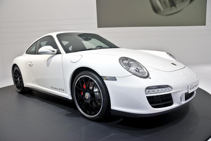  Porsche 911 Carrera GTS 2011 года  (фото 5 из 15)